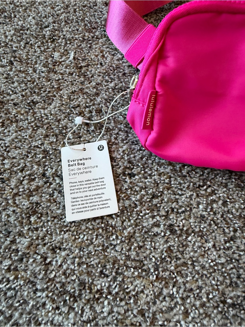 lululemon athletica Everywhere Belt Bag - Hot Pink - Picture 2 of 3